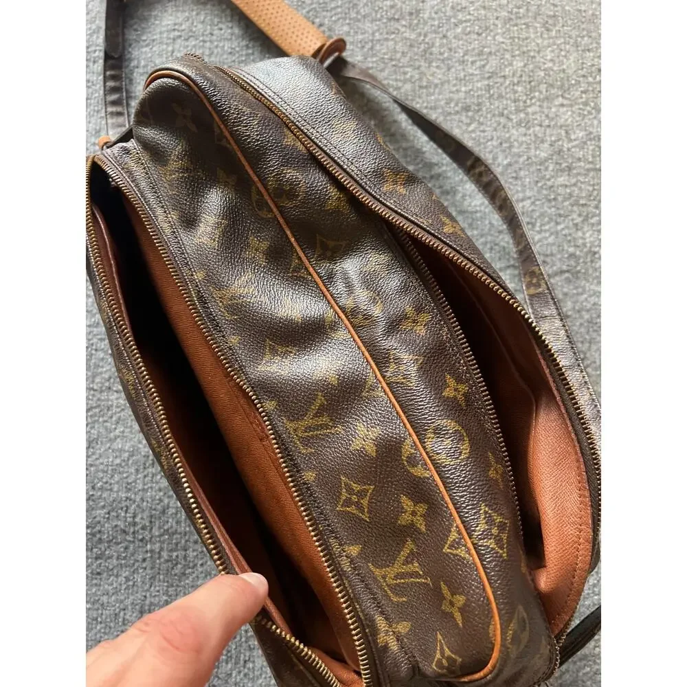 VTG Louis Vuitton Monogram Womens Brown Trocadero Celebrity Worn Shoulder Bag